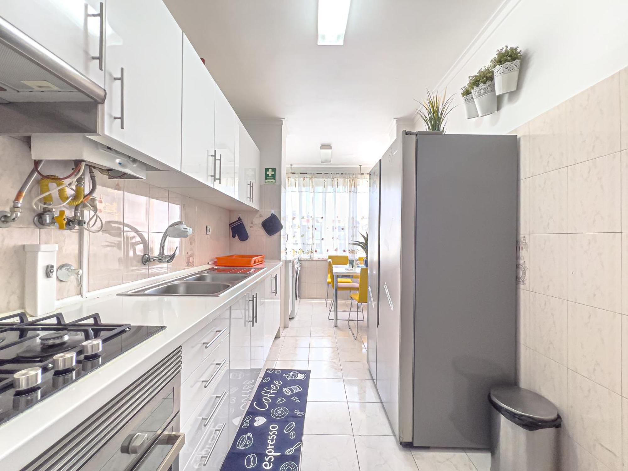 Family-Friendly And Cozy 3-Bedroom Accommodation In Lisboa Exterior foto